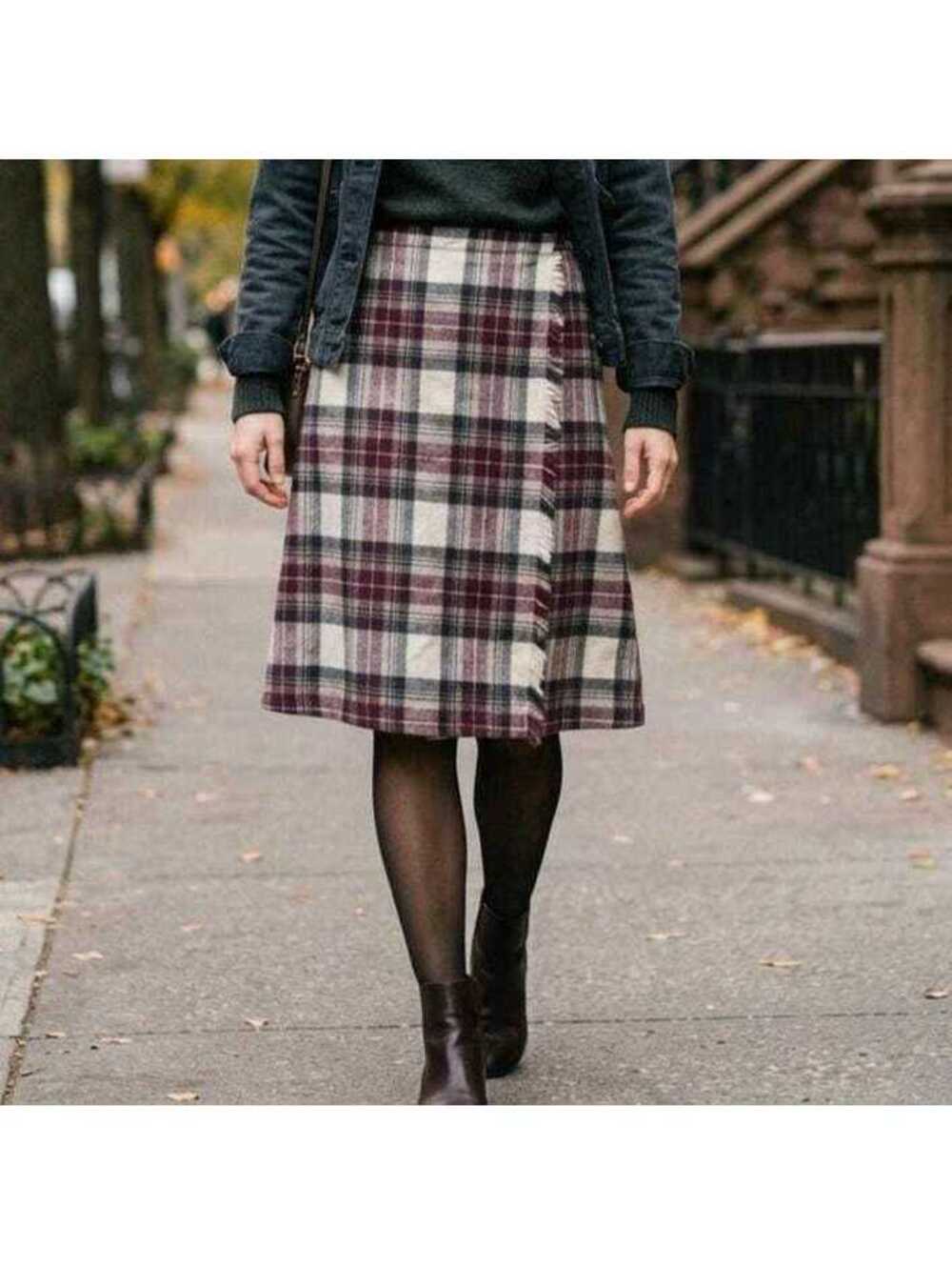 Vintage Plaid Midi Skirt – High-Waisted Tartan A-Line Skirt for Fall & Winter